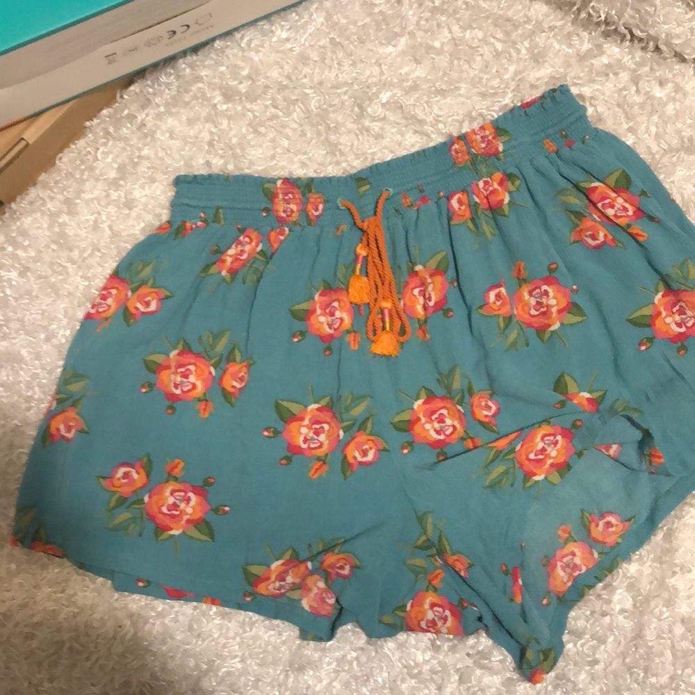 Matilda Jane Women’s Drawstring shorts size medium